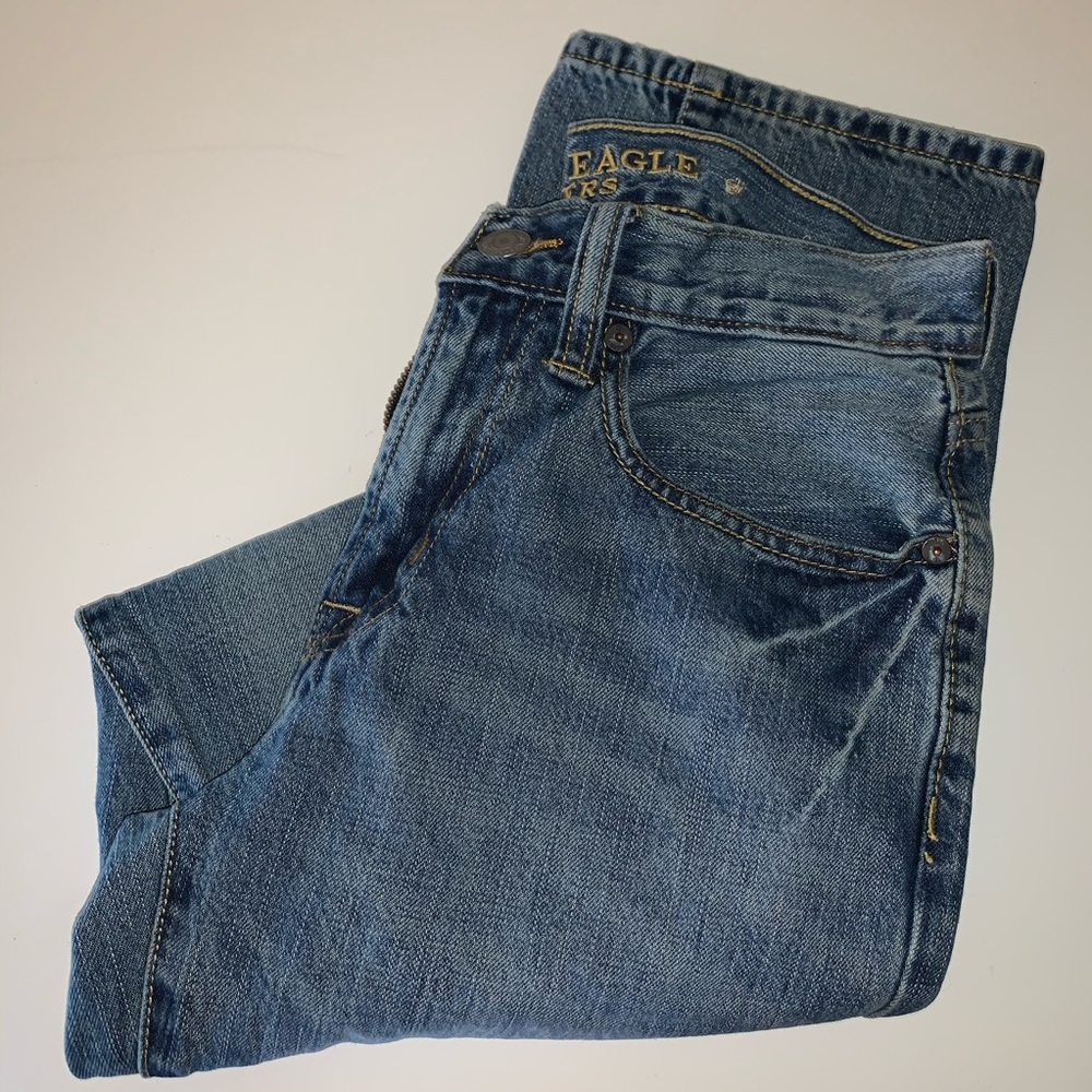 Light wash denim, “Original Straight” 28x34